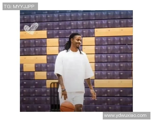 最近串联做得不错！莫兰特半场送出6次助攻 9中4还拿到11分