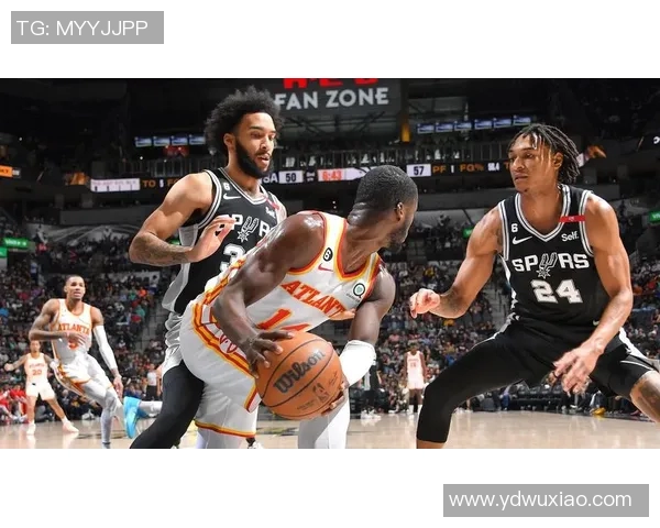 沃克投突结合砍24分3抢断，助老鹰力克勇士